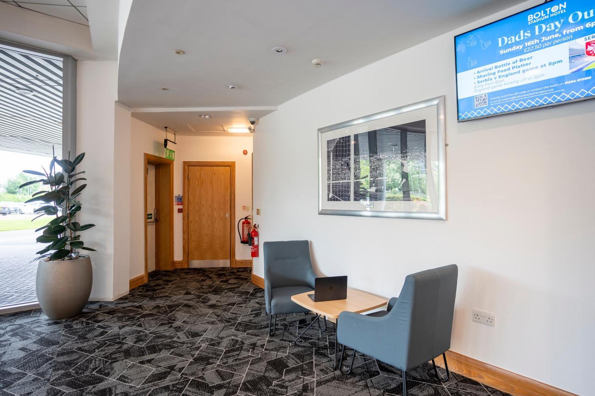 The Bolton Stadium Hotel, A Member Of Radisson Individuals Exteriér fotografie
