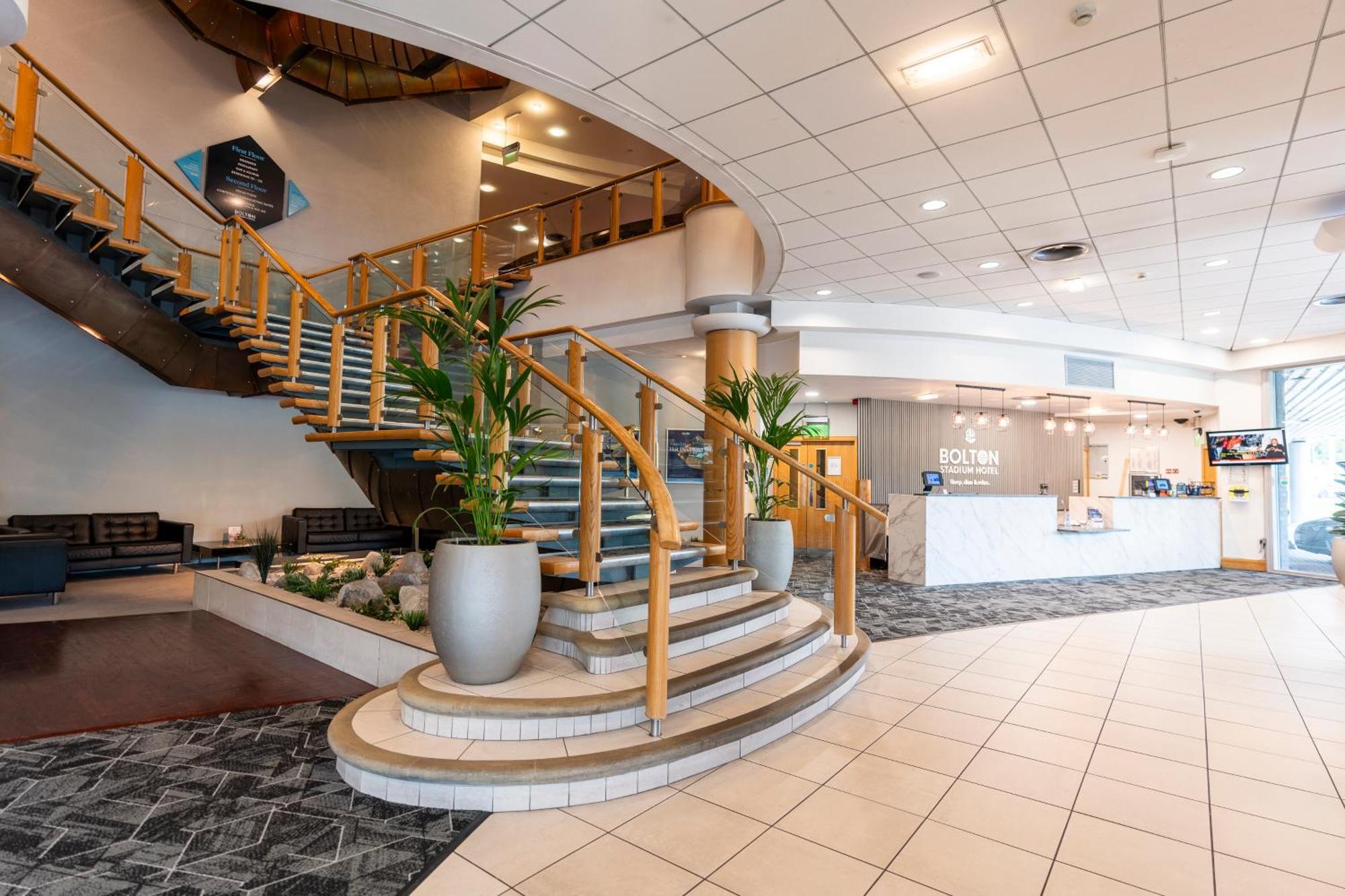 The Bolton Stadium Hotel, A Member Of Radisson Individuals Exteriér fotografie