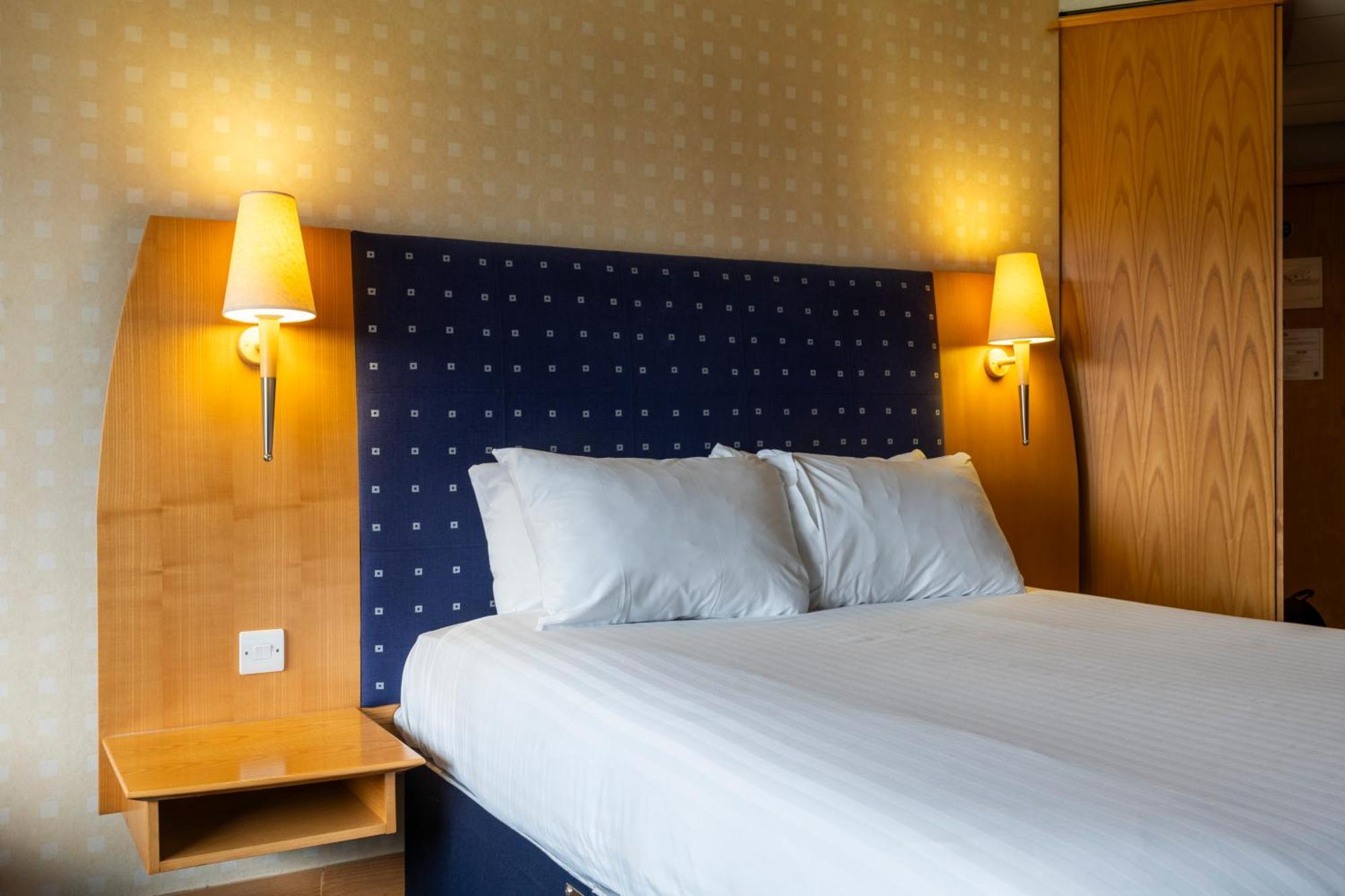 The Bolton Stadium Hotel, A Member Of Radisson Individuals Exteriér fotografie