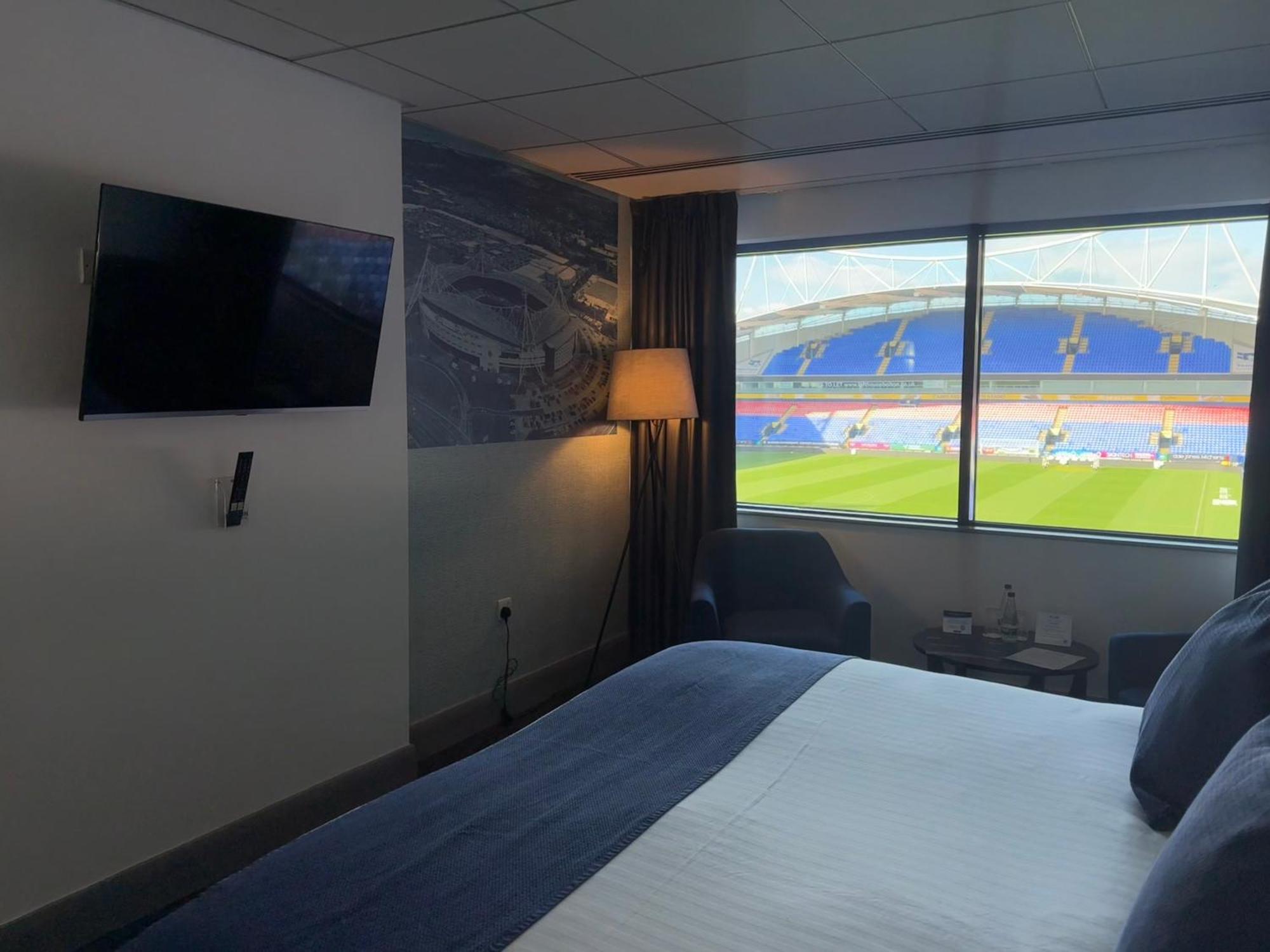 The Bolton Stadium Hotel, A Member Of Radisson Individuals Exteriér fotografie