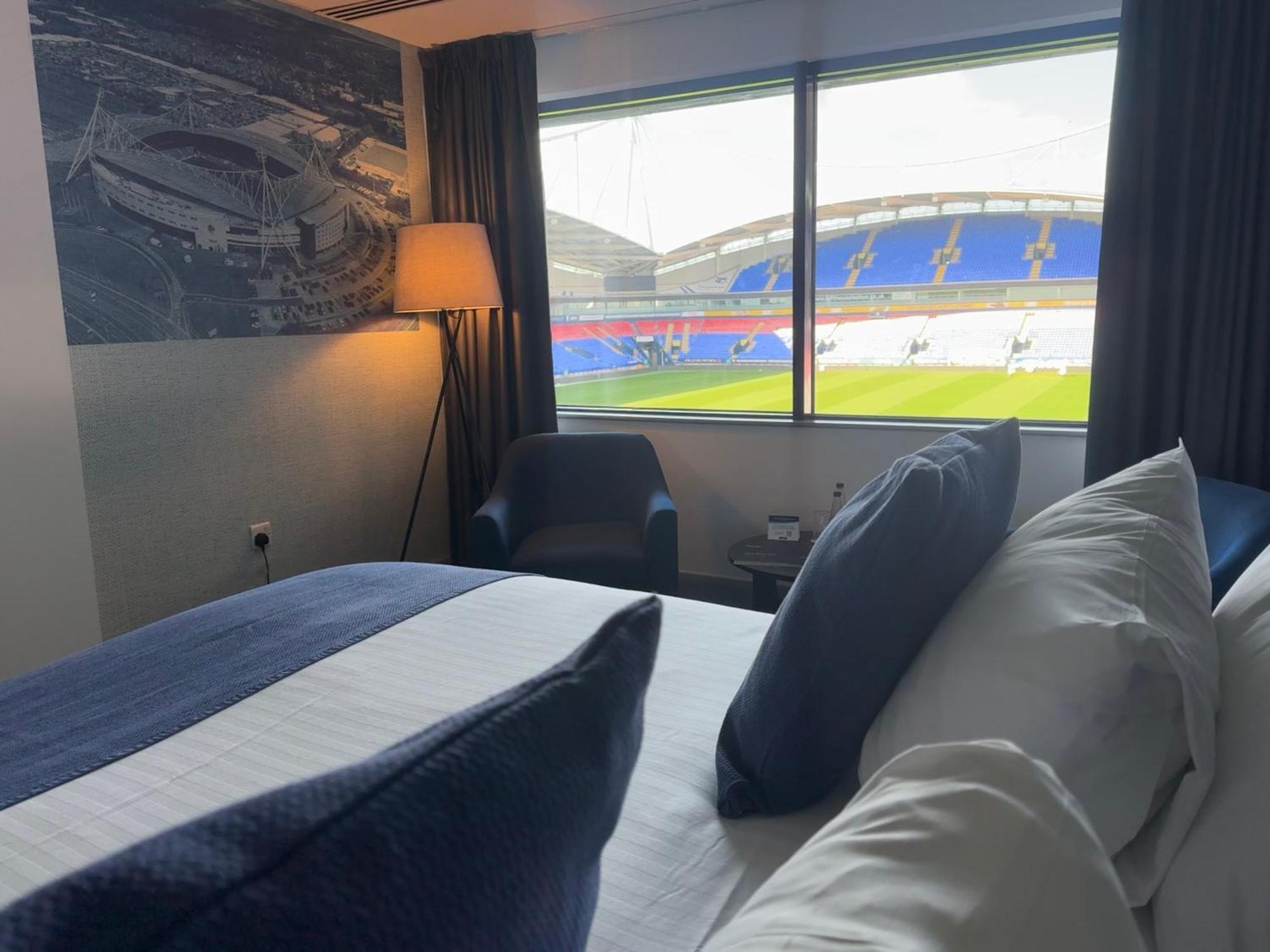 The Bolton Stadium Hotel, A Member Of Radisson Individuals Exteriér fotografie