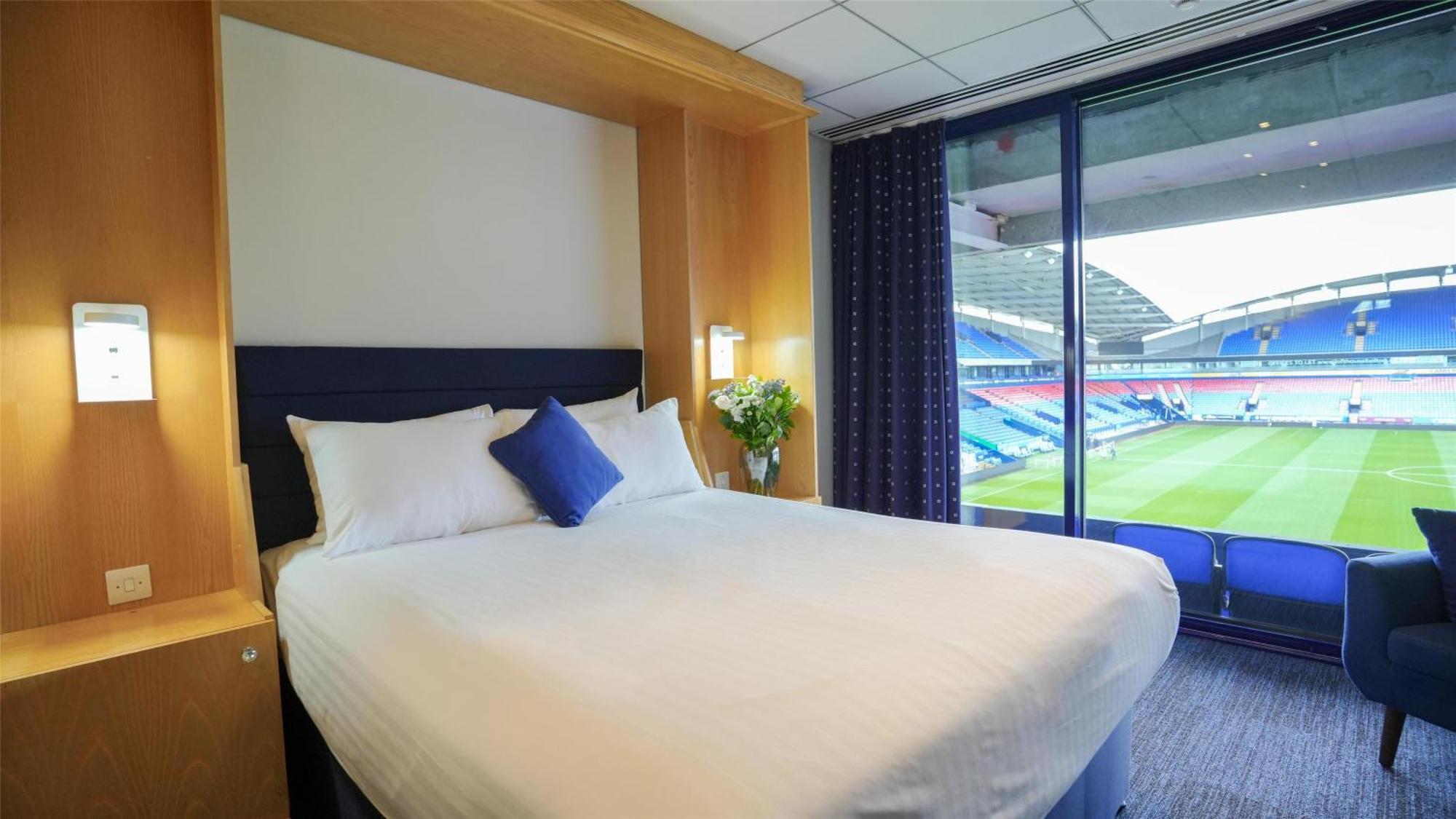 The Bolton Stadium Hotel, A Member Of Radisson Individuals Exteriér fotografie